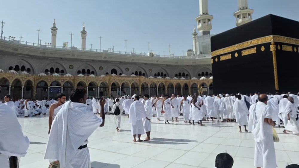 Miqat Umroh: Pengertian, 5 Titik Miqat Makani, dan Panduan untuk Jamaah Indonesia
