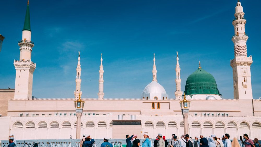 Badal Umroh 2026: Pengertian, Hukum, Syarat, dan Tata Cara Mewakilkan Ibadah untuk Orang Lain